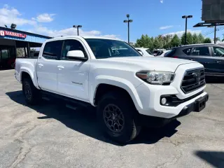 2018 Toyota TACOMA DOUBLE CAB