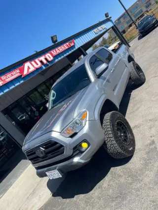 2019 Toyota TACOMA DOUBLE CAB