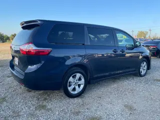 2019 Toyota SIENNA