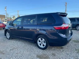 2019 Toyota SIENNA