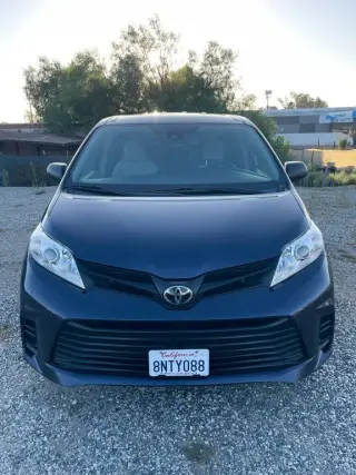 2019 Toyota SIENNA