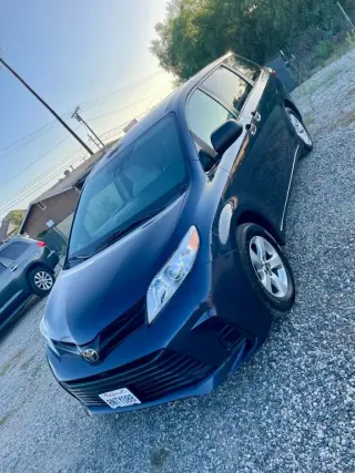 2019 Toyota SIENNA