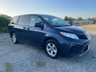 2019 Toyota SIENNA