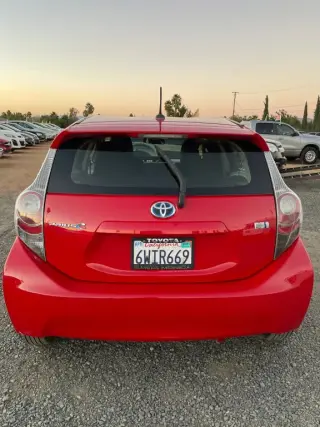 2012 Toyota PRIUS C