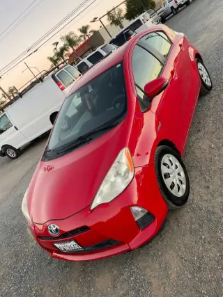 2012 Toyota PRIUS C
