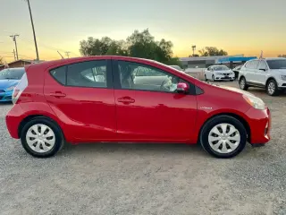 2012 Toyota PRIUS C