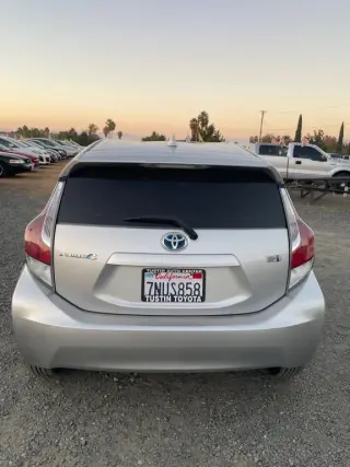 2015 Toyota PRIUS C