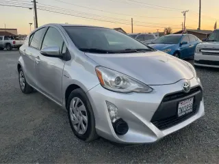 2015 Toyota PRIUS C