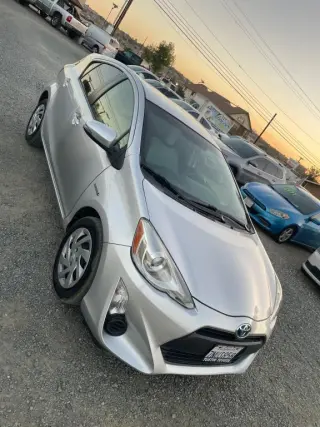 2015 Toyota PRIUS C