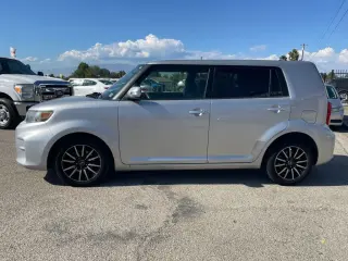 2015 Scion XB