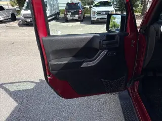 Jeep Wrangler Unlimited 2013 4x4 Sport 4dr SUV