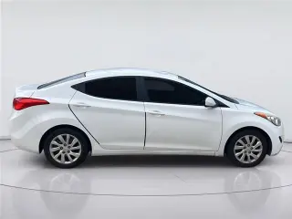 Hyundai ELANTRA 2012 GLS 4dr Sedan 6M