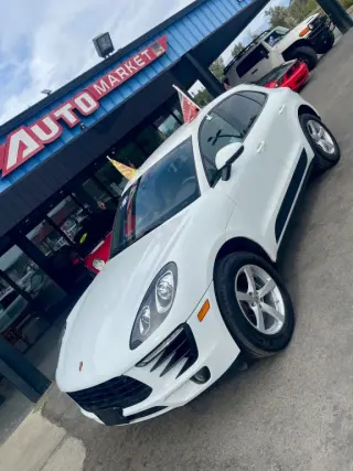 2018 Porsche MACAN