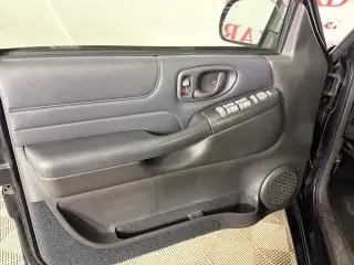 GMC Envoy 2000 4dr SLT 4WD SUV