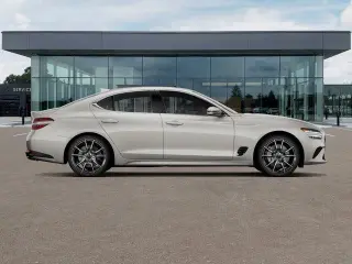 Genesis G70 2026 2.5T Estándar 4 tracciones sedan
