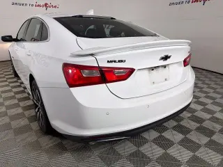 Chevrolet Malibu 2021 RS 4dr Sedán