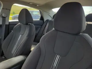 Hyundai ELANTRA 2024 SEL 4dr Sedán