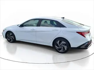 Hyundai ELANTRA 2024 SEL 4dr Sedán