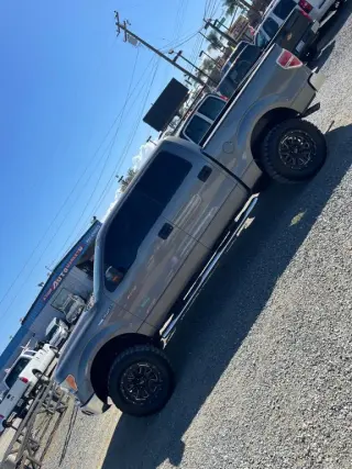 2010 Ford F150 SUPERCREW CAB