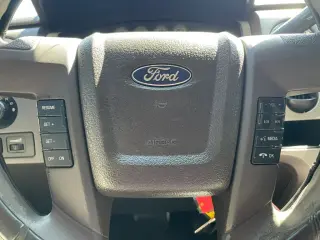2010 Ford F150 SUPERCREW CAB