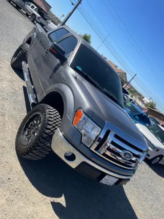 2010 Ford F150 SUPERCREW CAB