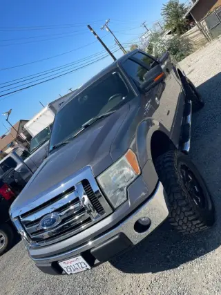 2010 Ford F150 SUPERCREW CAB