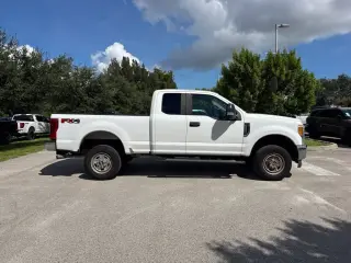 Ford F-250 Super Duty 2017 4x4 XL 4dr SuperCab 6.8 ft. SB Pickup