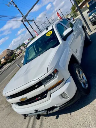 2018 Chevrolet SILVERADO 1500 CREW CAB