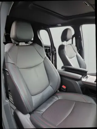 2025 Toyota SIENNA