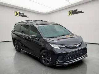 2025 Toyota SIENNA