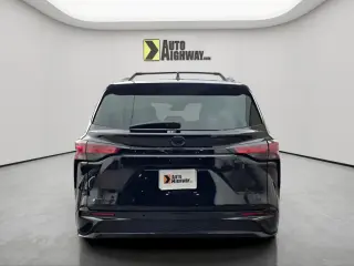 2025 Toyota SIENNA