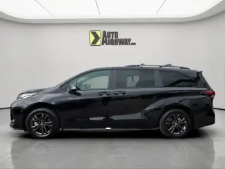 2025 Toyota SIENNA