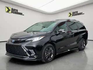 2025 Toyota SIENNA