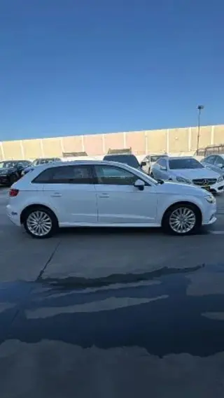 2017 Audi A3 SPORTBACK E-TRON