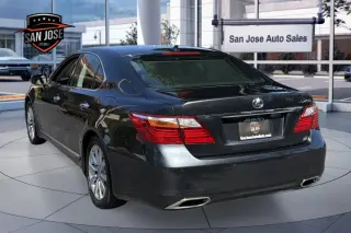 2011 Lexus LS