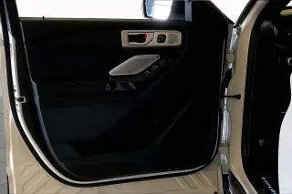 Ford Explorer 2023 AWD Platinum 4dr SUV