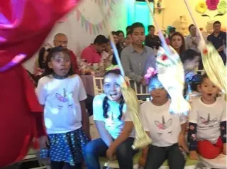 FIESTA INFANTIL Diversión SHOW