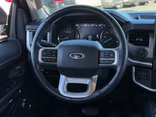 Ford Expedition MAX 2023 4x4 XLT 4dr SUV