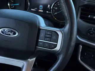 Ford Expedition MAX 2023 4x4 XLT 4dr SUV