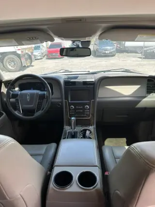 2016 Lincoln NAVIGATOR