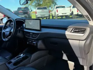 Ford Escape 2024 AWD Platinum 4dr SUV