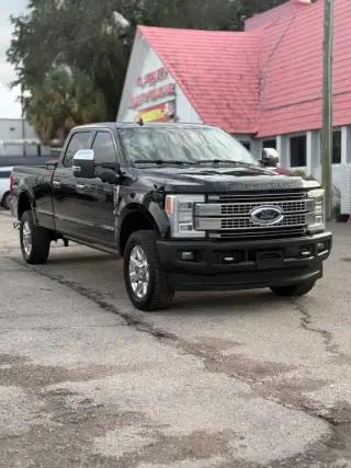 2019 Ford F350 SUPER DUTY CREW CAB