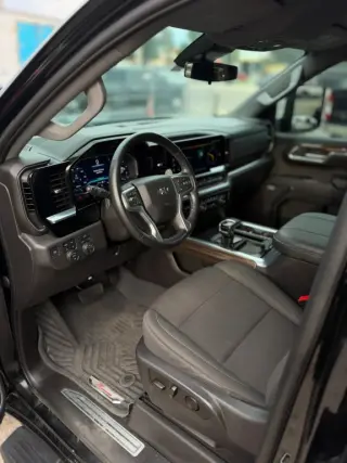 2024 Chevrolet SILVERADO 1500 CREW CAB