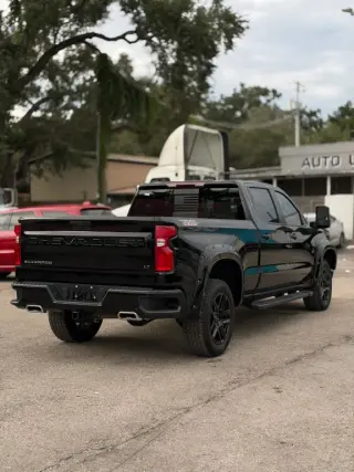 2024 Chevrolet SILVERADO 1500 CREW CAB