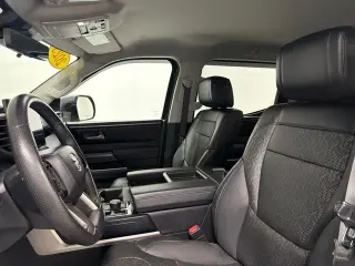 Toyota Tundra 2023 4x4 SR5 4dr CrewMax Cab Pickup SB
