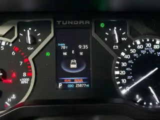 Toyota Tundra 2023 4x4 SR5 4dr CrewMax Cab Pickup SB
