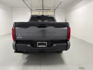 Toyota Tundra 2023 4x4 SR5 4dr CrewMax Cab Pickup SB