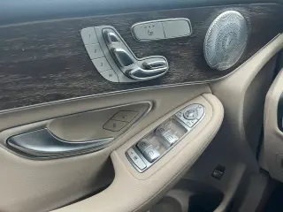 2018 MERCEDES-BENZ GLC