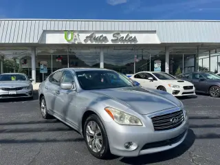 2012 INFINITI M