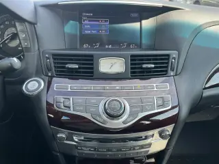 2012 INFINITI M